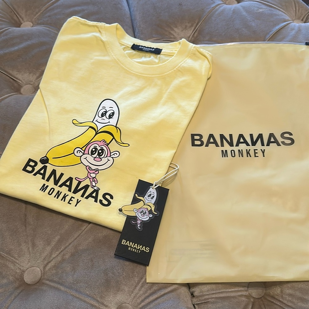 Bananas Monkey kids shirt UNISEX NWT 7/L